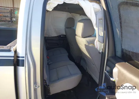 2018 Chevrolet Silverado 1500 Custom from USA, damaged, VIN 1GCRCPEC8JZ117591